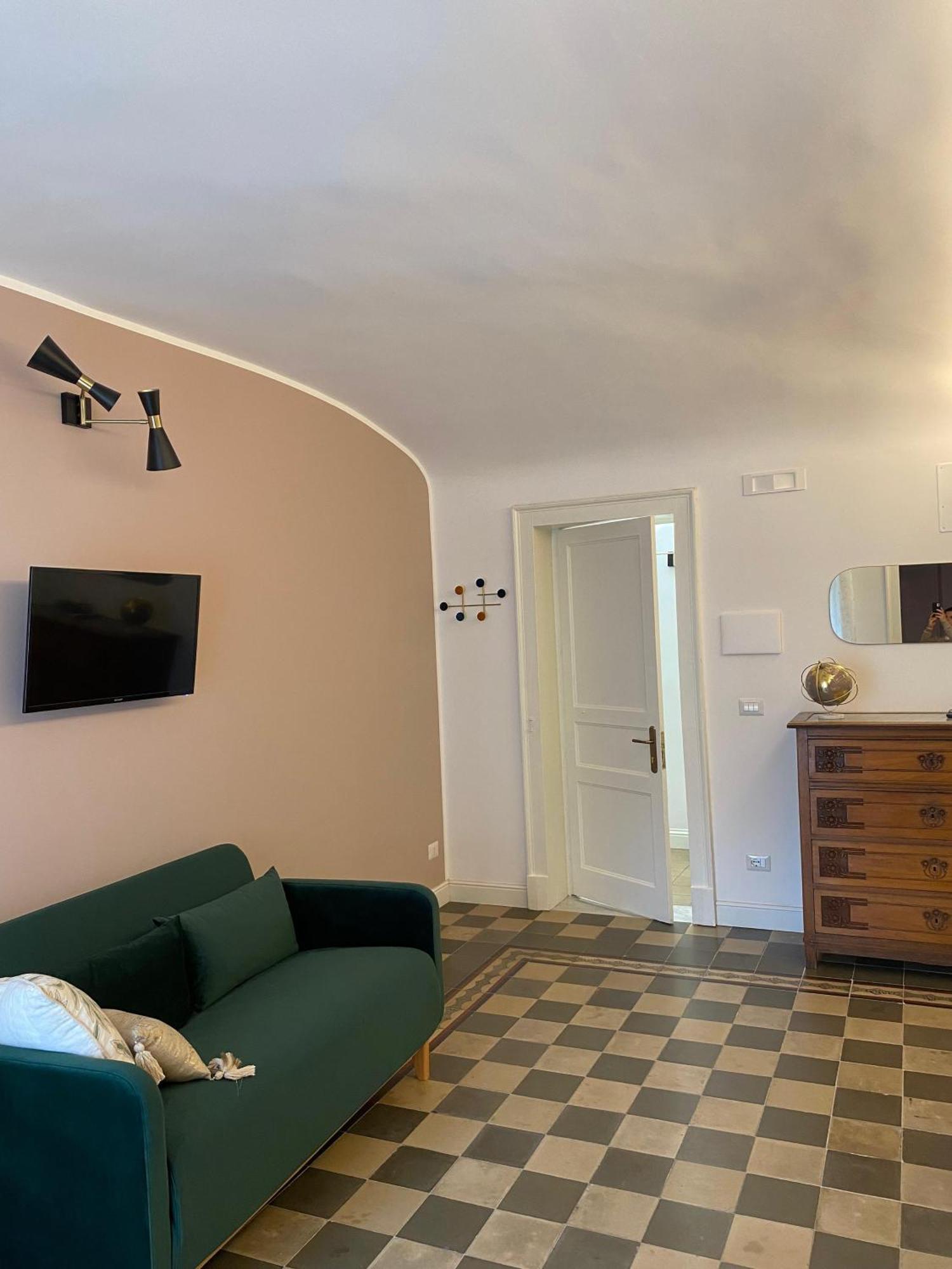 Dimora Dei Minoriti Bed & Breakfast Катания Екстериор снимка